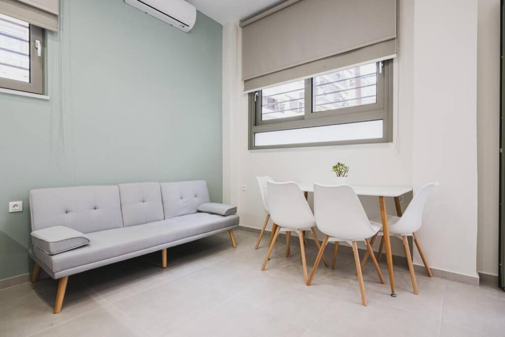 Peris 2 - Central Apt Near Old Town - Ac, Washer Chania  Exterior photo